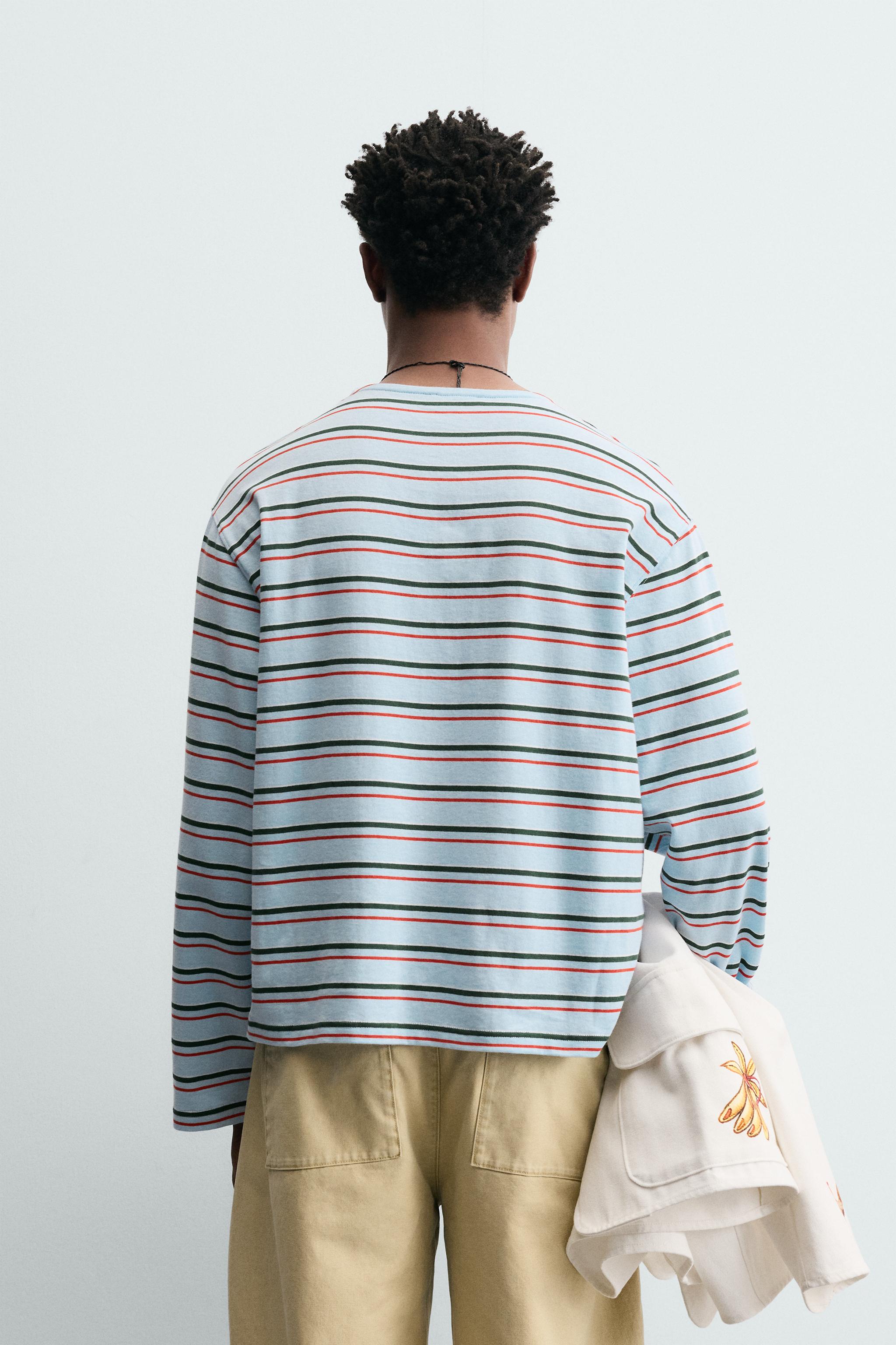 T-SHIRT EN JACQUARD À RAYURES